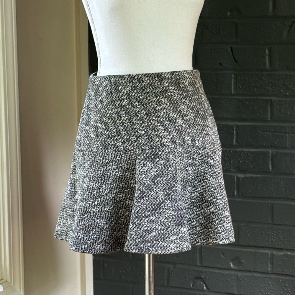 Cute A-line LOFT skirt